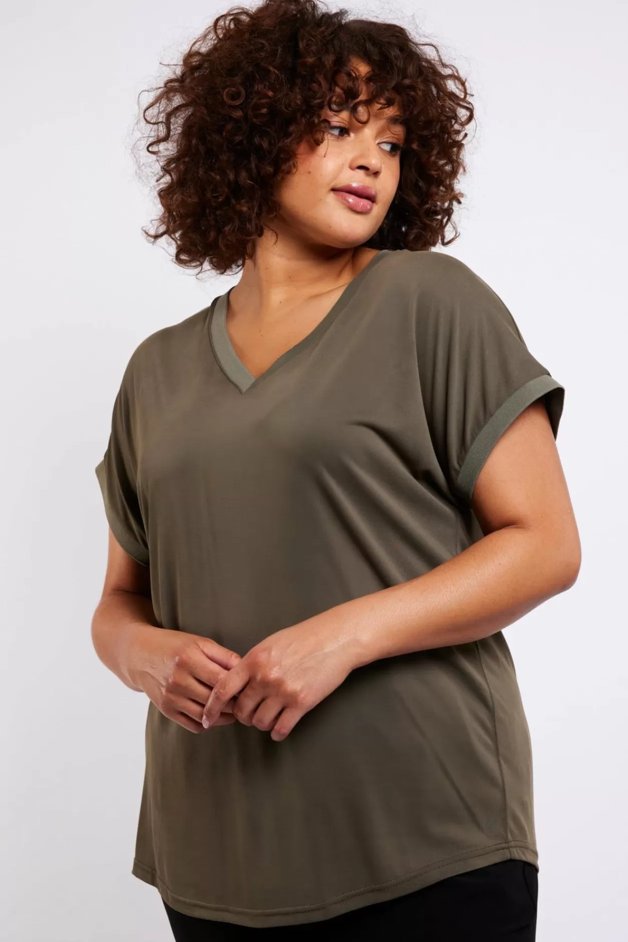 Best Exxcellent April Top