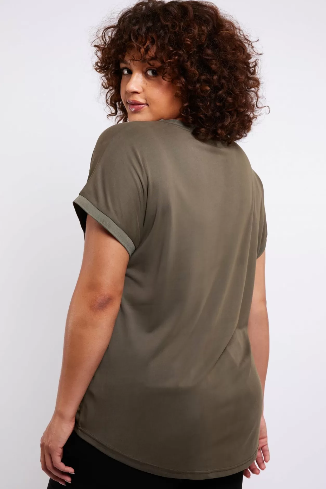 Best Exxcellent April Top