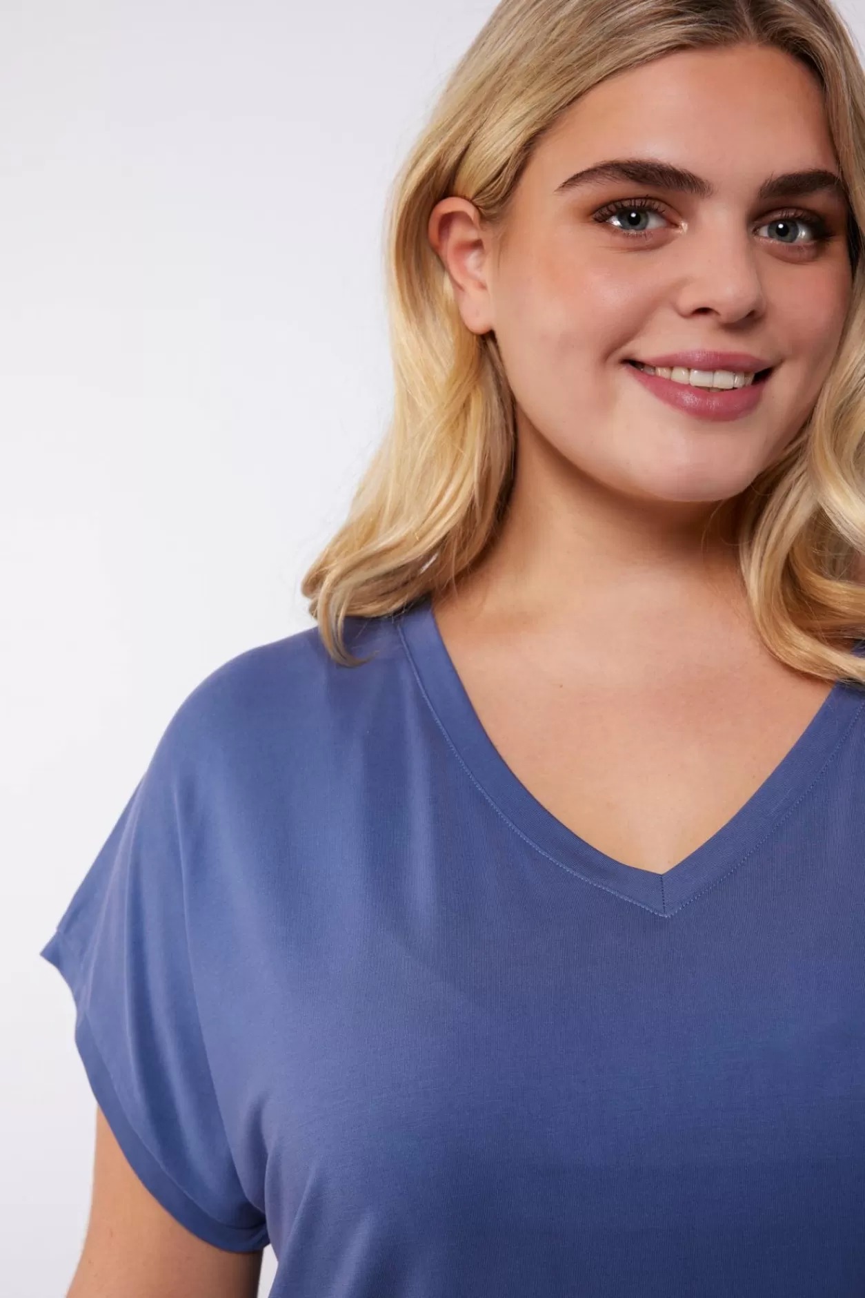 april_top_2-10.webp Best Sale Exxcellent April Top