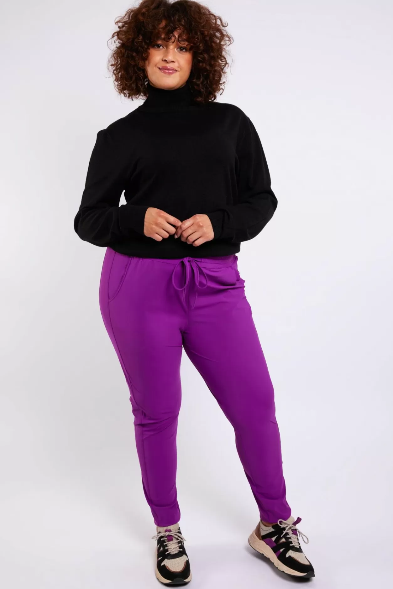 New Exxcellent Cathy Broek