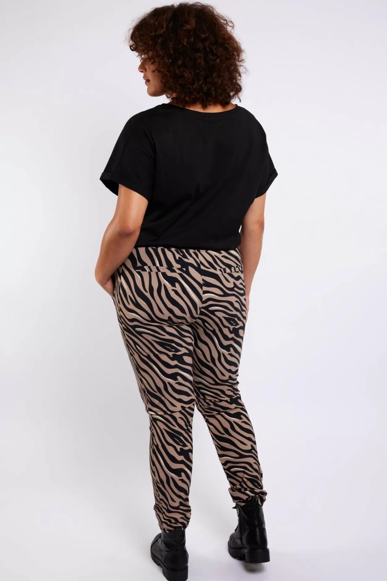 Flash Sale Exxcellent Cathy Broek