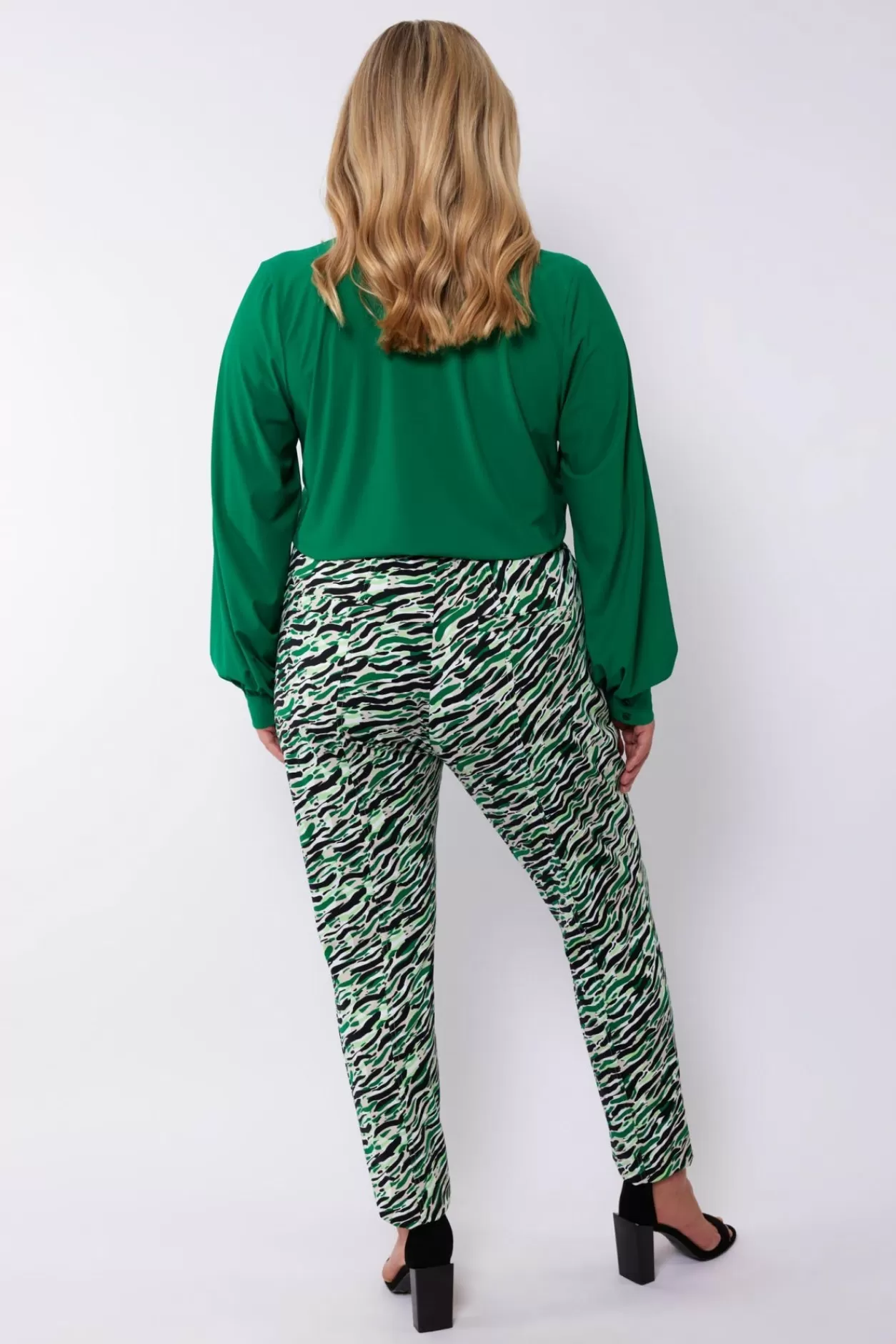 Sale Exxcellent Cecile Broek