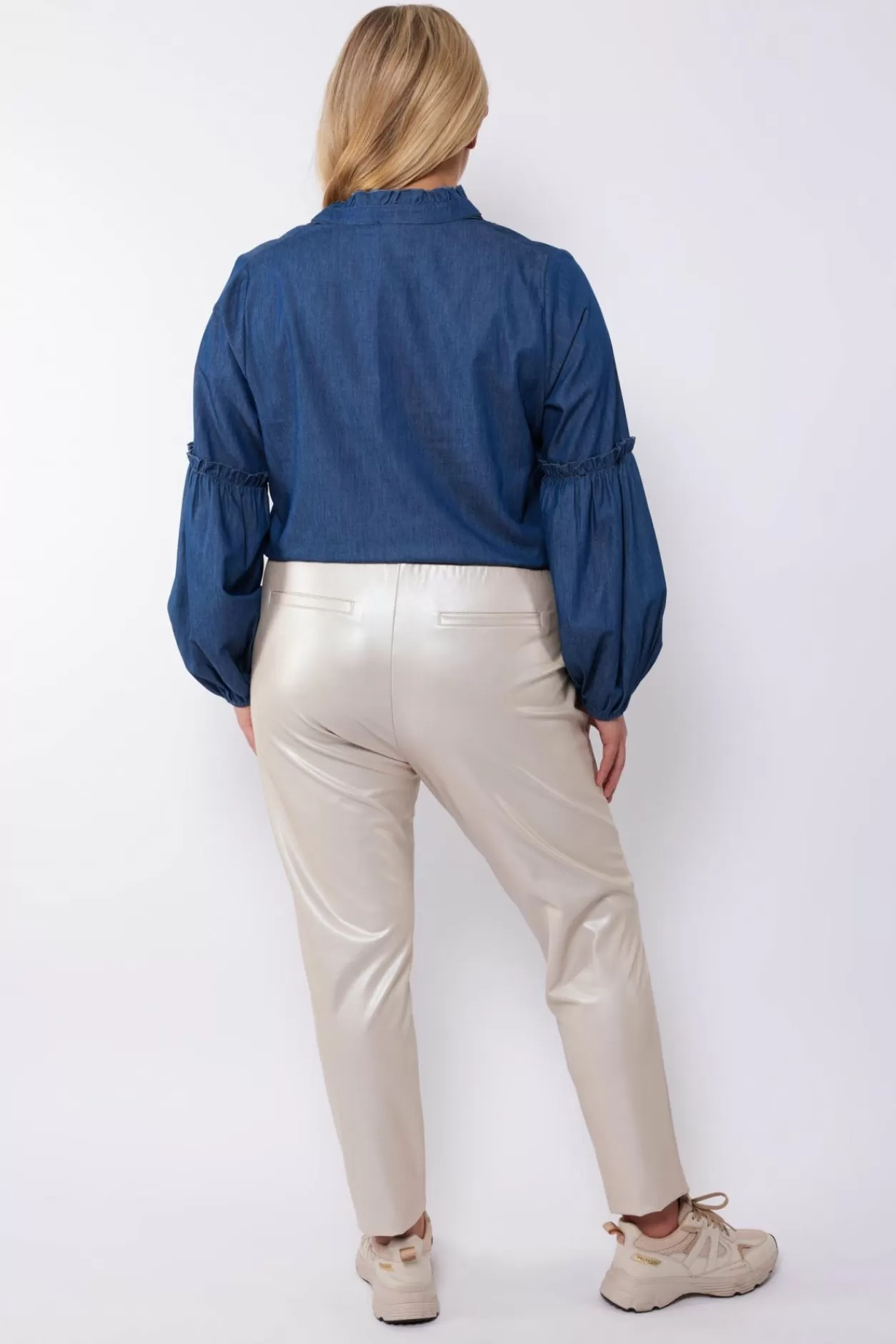 Discount Exxcellent Georgina Broek