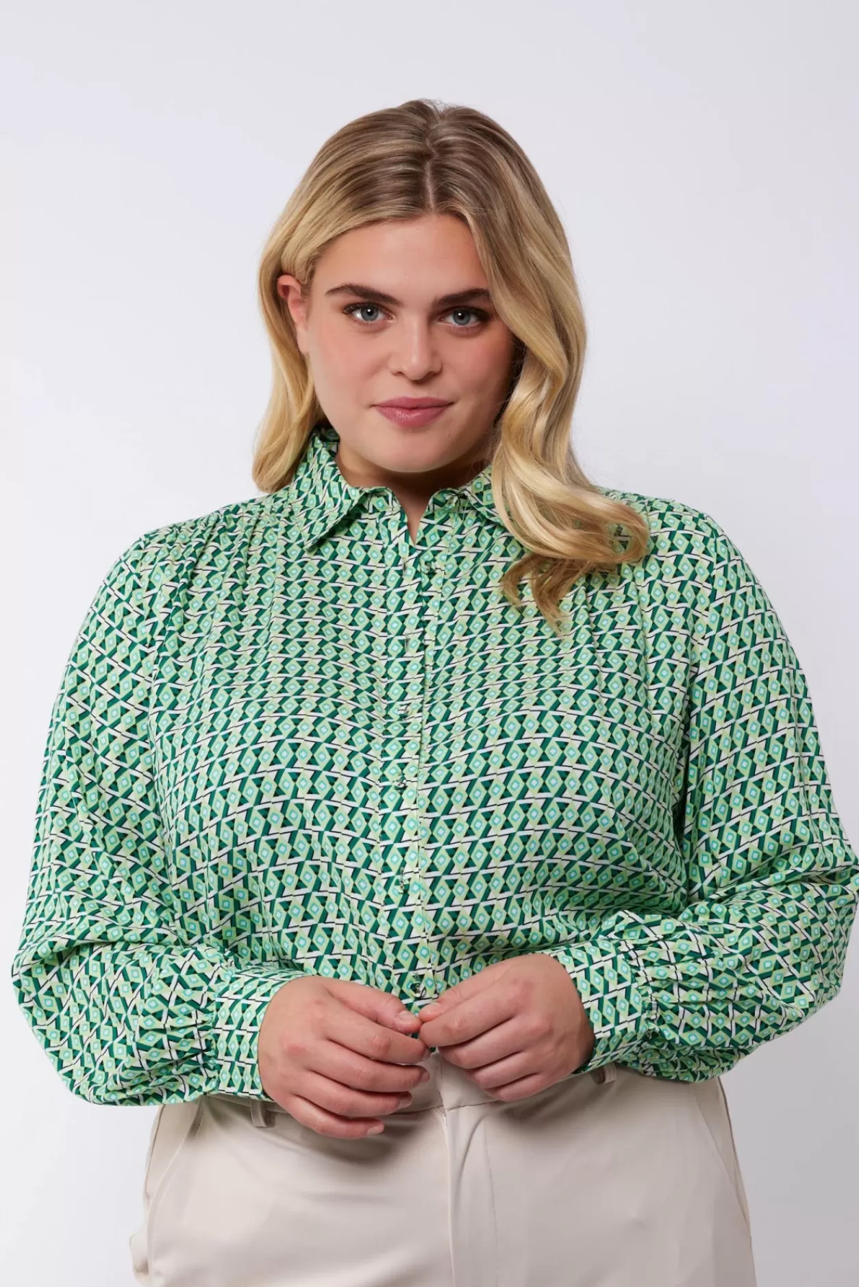 New Exxcellent Gigi Blouse