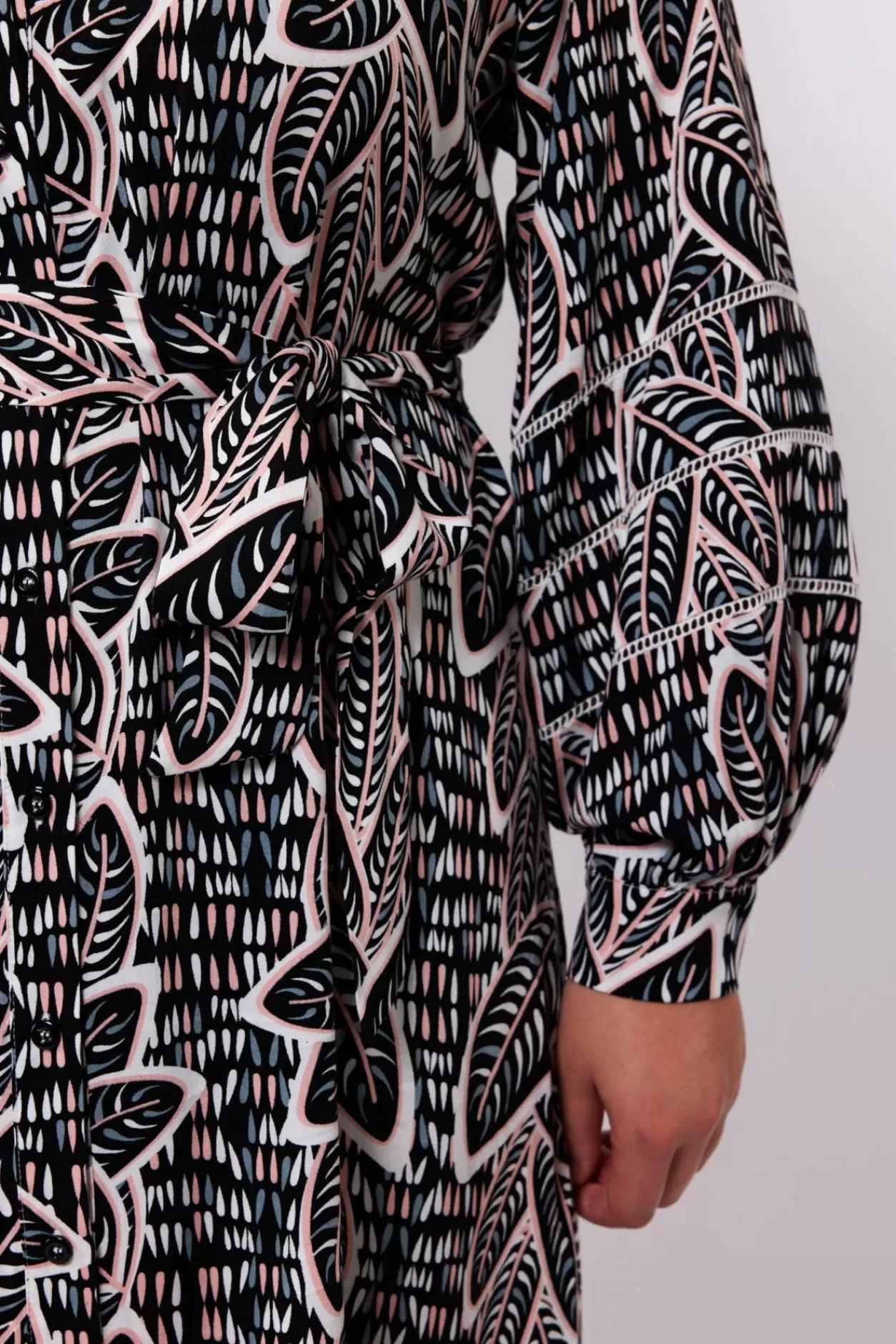 goldy_jurk_2.webp Cheap Exxcellent Goldy Jurk