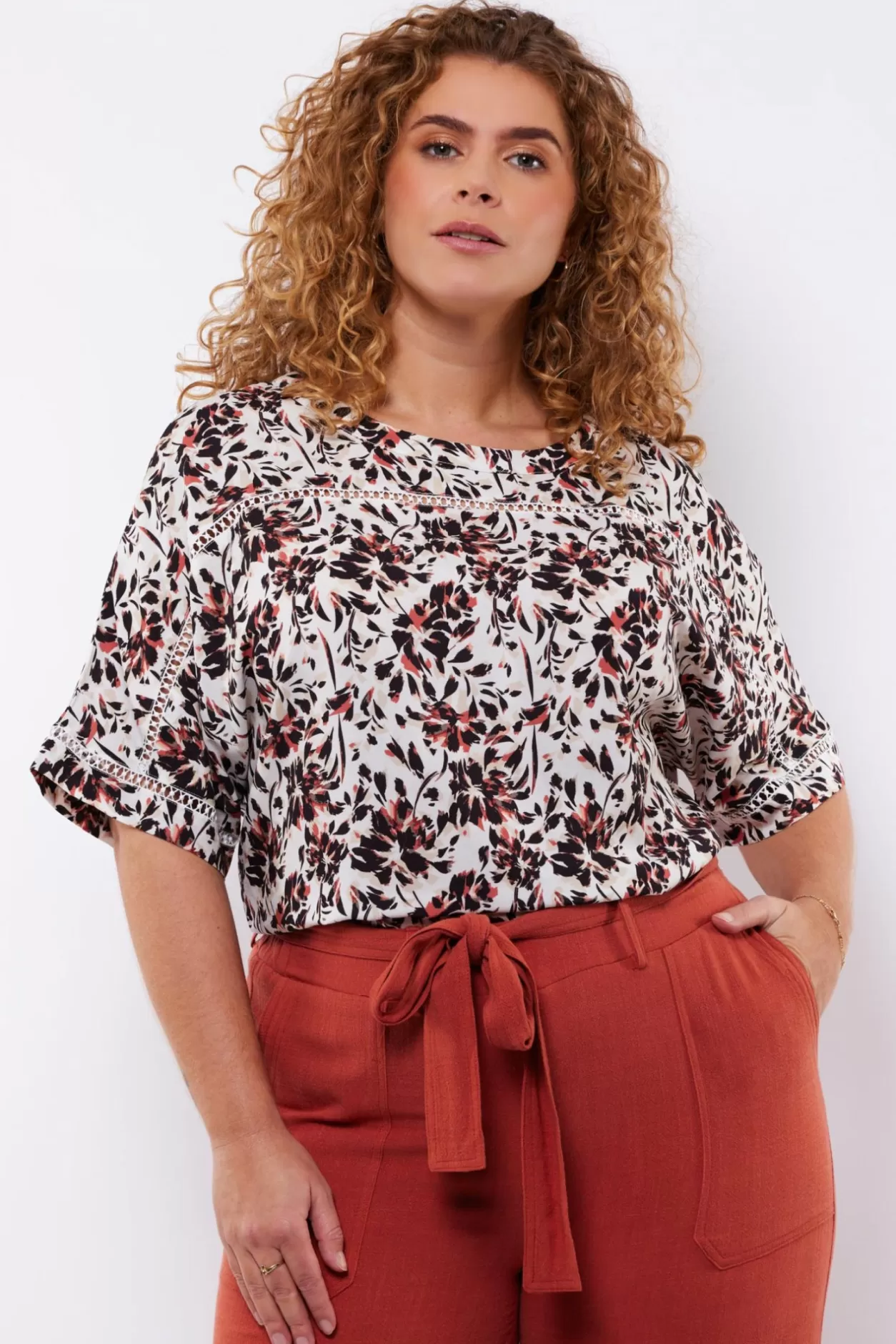 Store Exxcellent Jelena Top