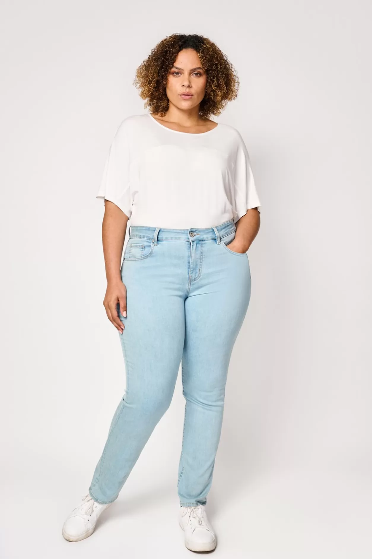 Cheap Exxcellent Katie Jeans
