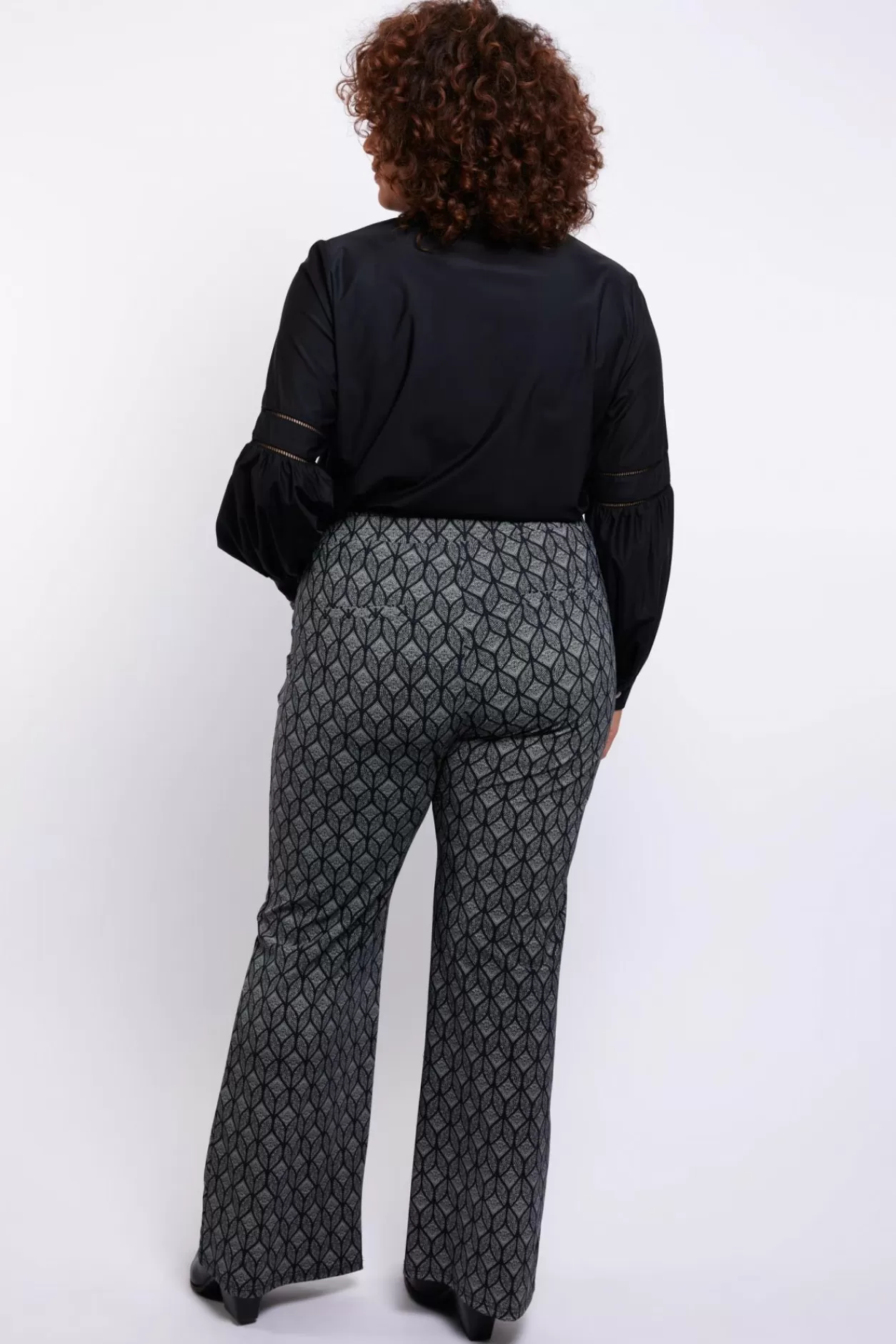 Online Exxcellent Lena Broek