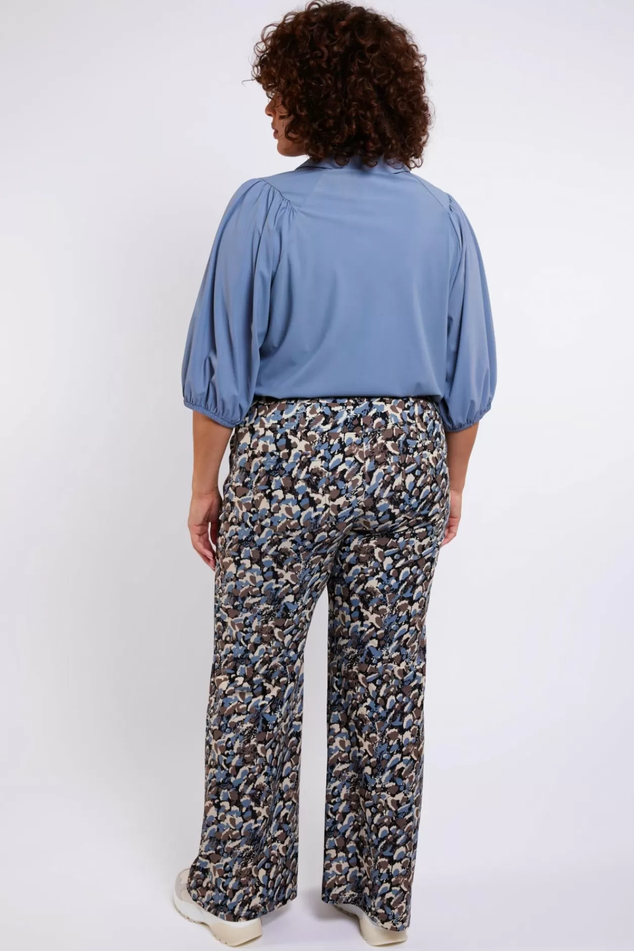 Cheap Exxcellent Lena Broek