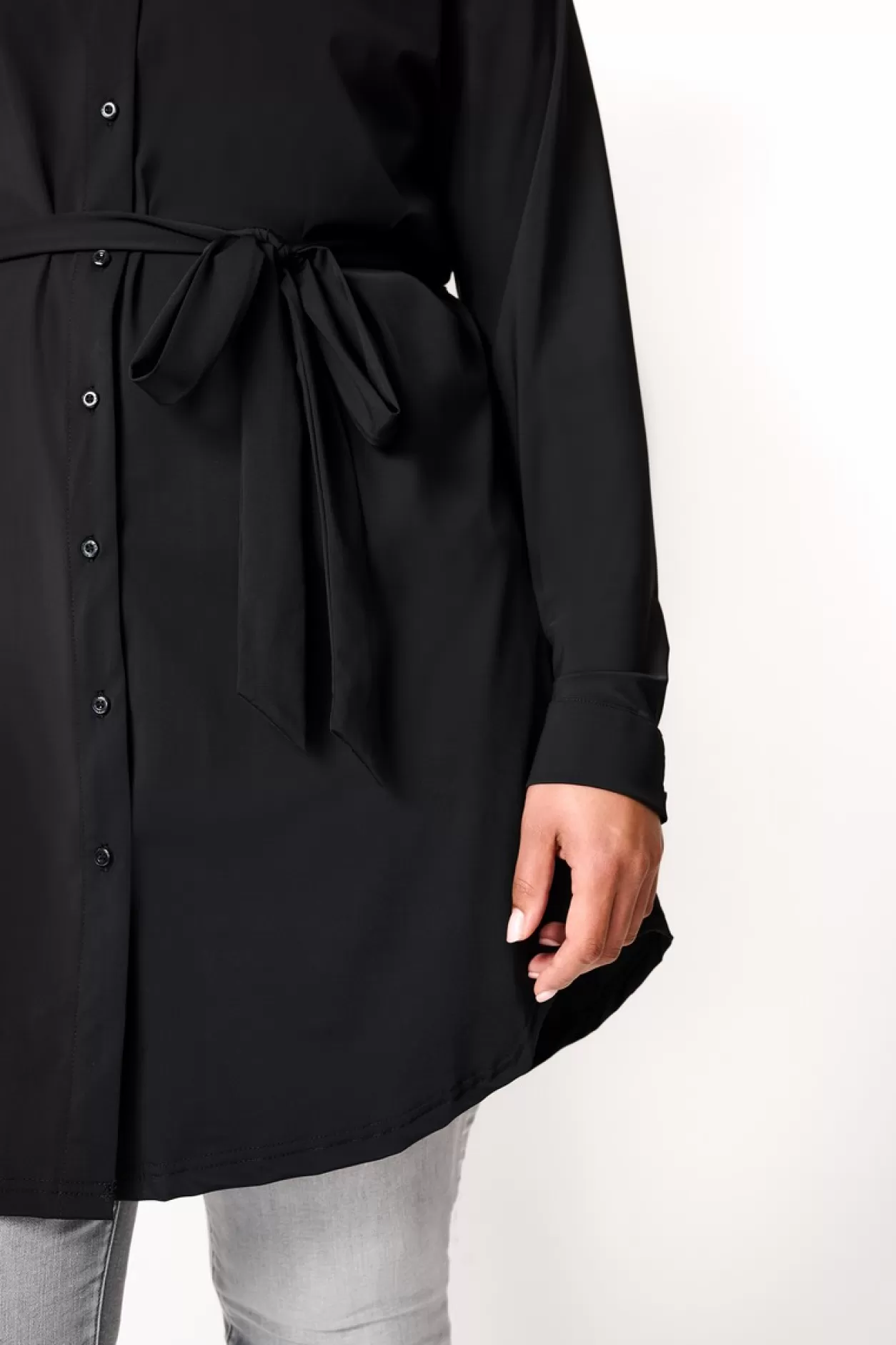 lisa_tuniek_2-1.webp Cheap Exxcellent Lisa Tuniek