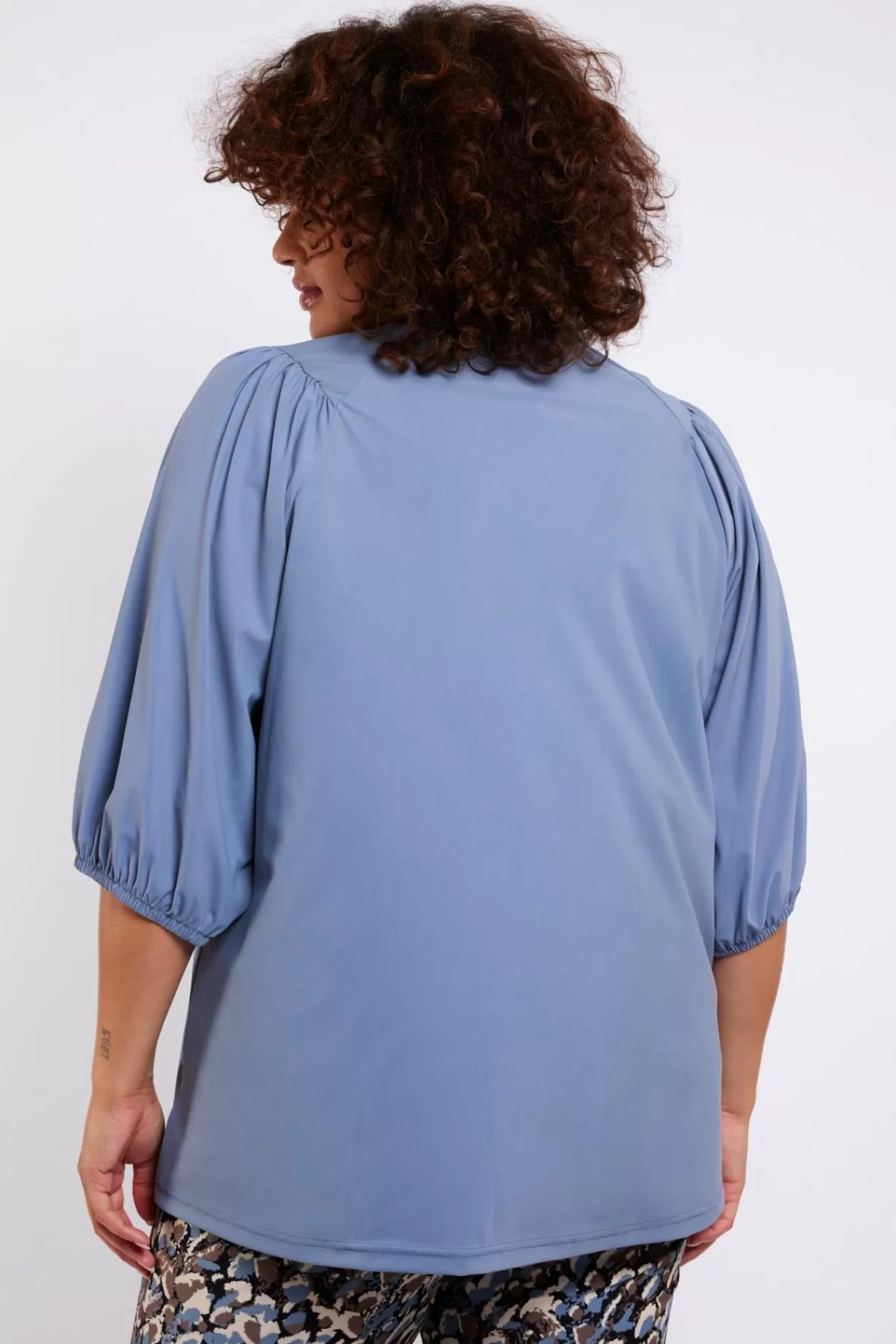 Cheap Exxcellent Rachel Blouse