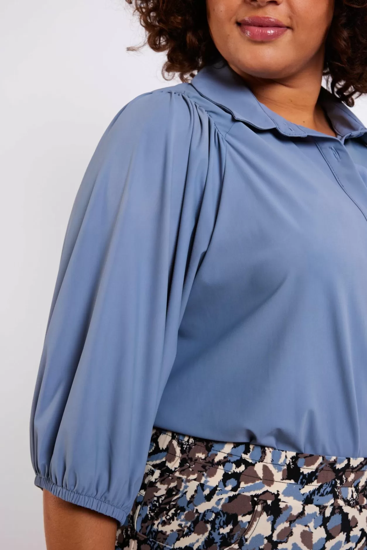 rachel_blouse_2.webp Cheap Exxcellent Rachel Blouse