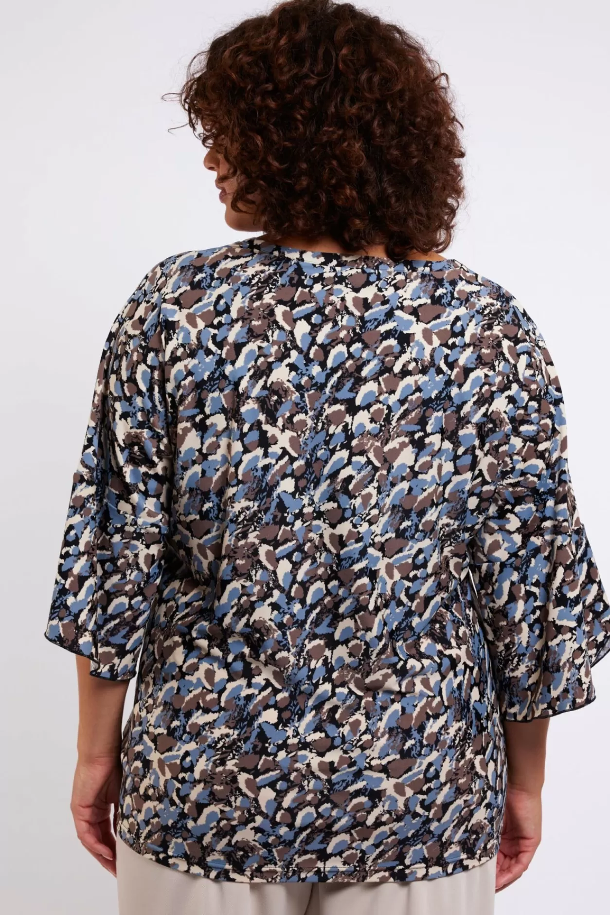 New Exxcellent Raven Top