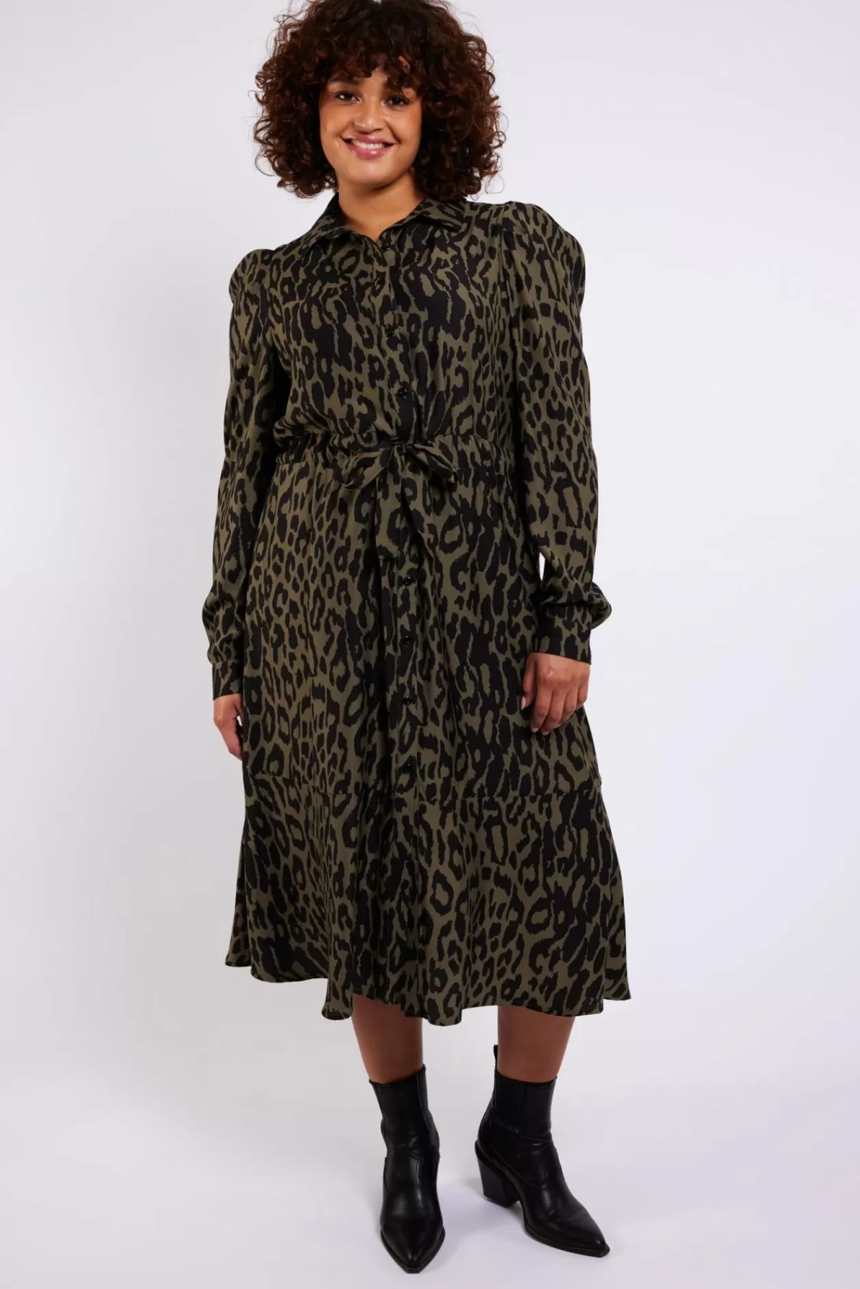 Hot Exxcellent Regina Jurk