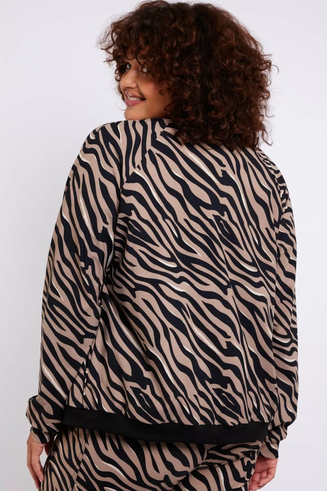 Fashion Exxcellent Riley Jacket