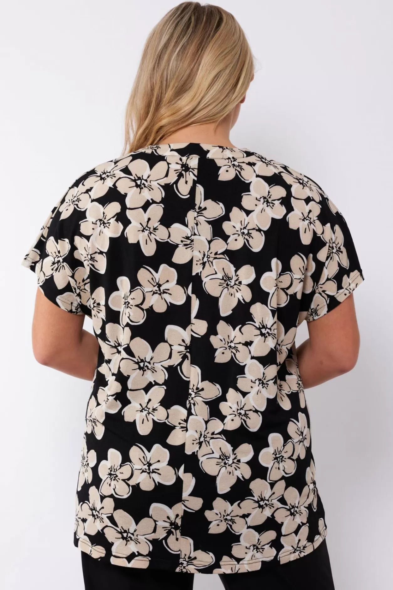 Shop Exxcellent Robin Top