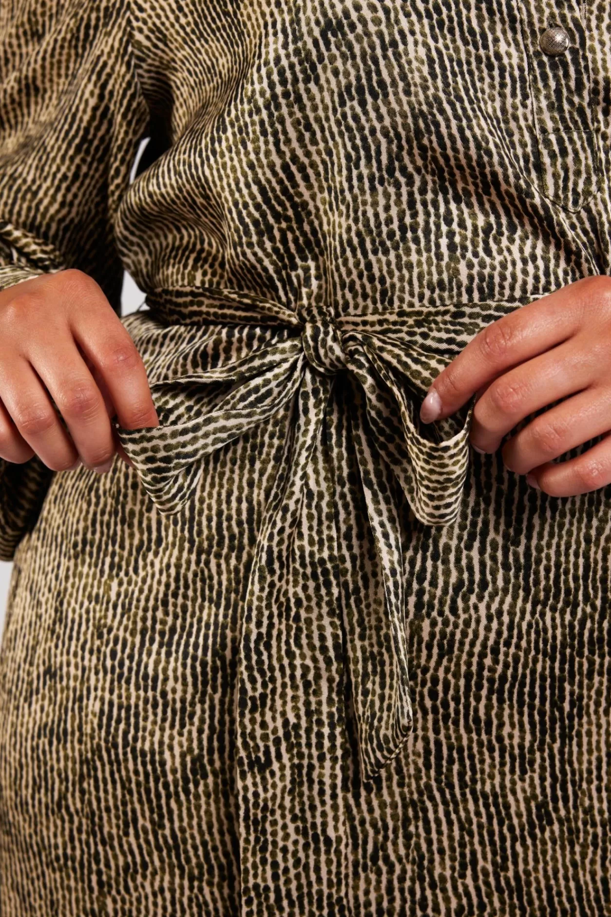 romee_jurk_2.webp Outlet Exxcellent Romee Jurk