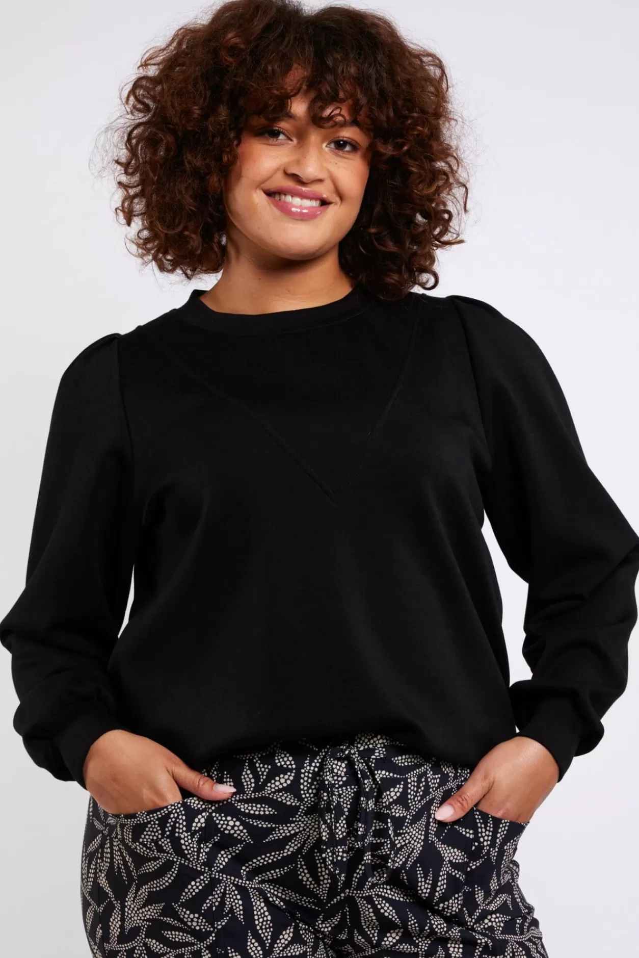 Shop Exxcellent Rose Trui