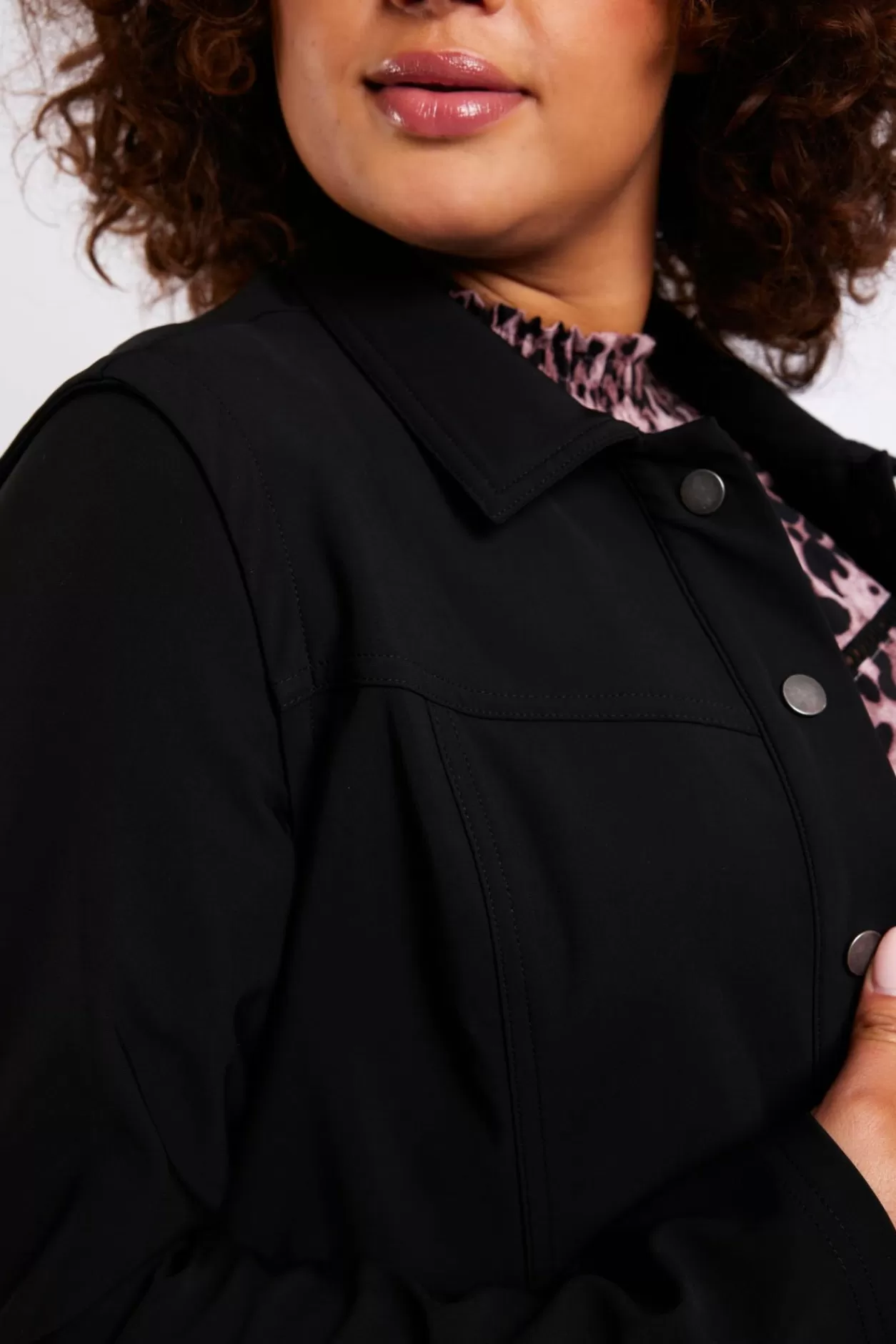 rosie_jacket_2.webp Best Sale Exxcellent Rosie Jacket