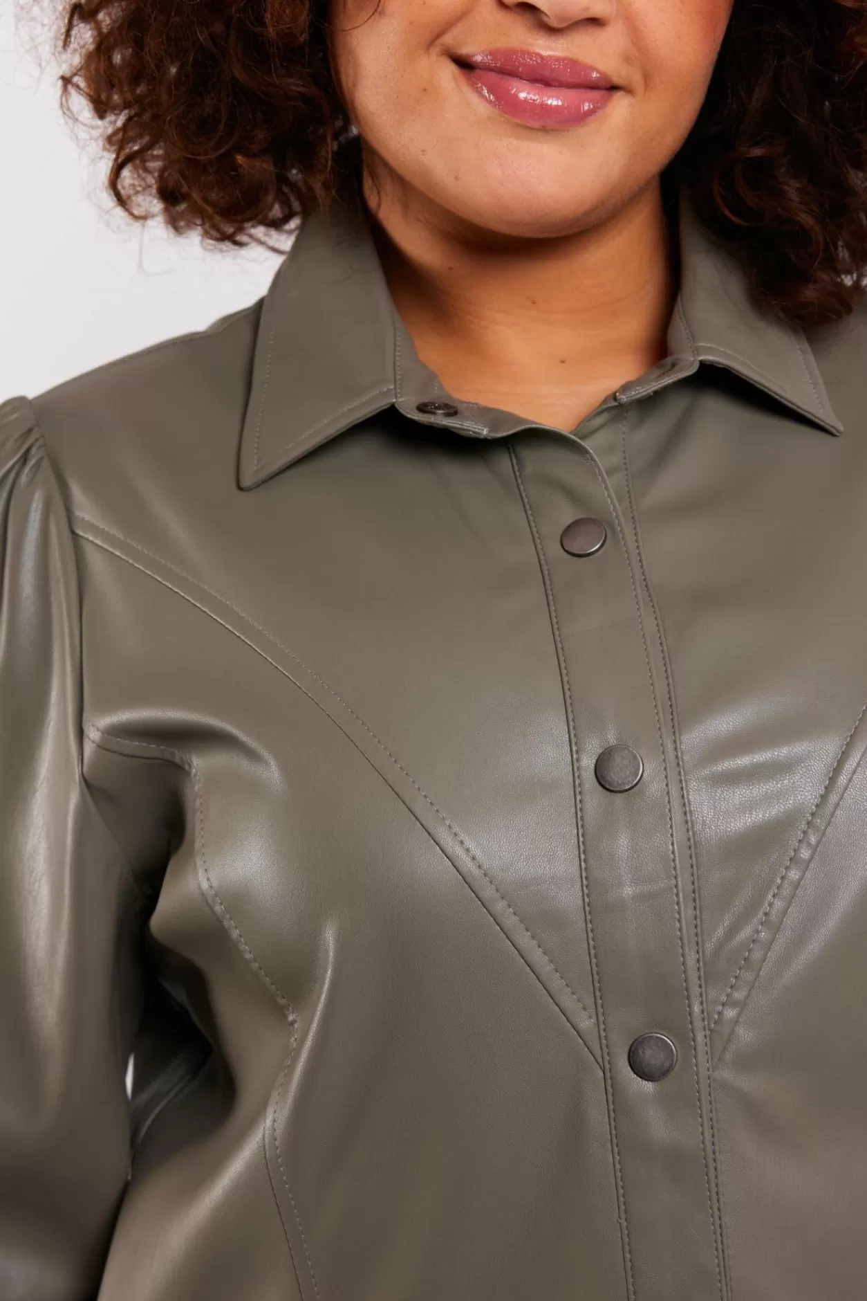 runa_blouse_2.webp Fashion Exxcellent Runa Blouse