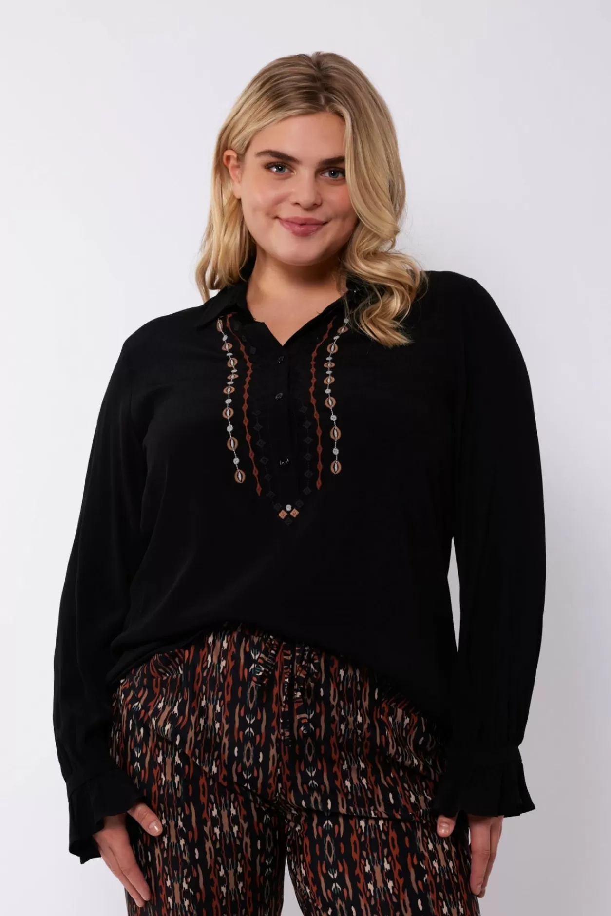 Best Exxcellent Vedra Blouse