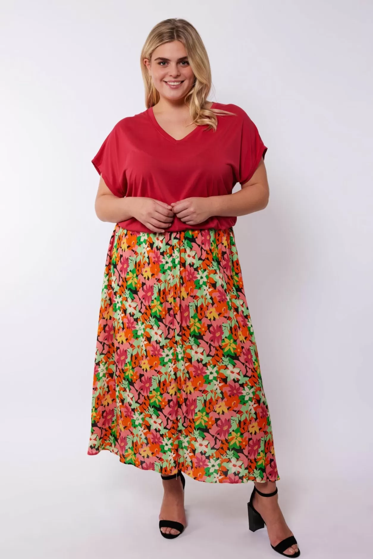 Discount Exxcellent Velia Rok