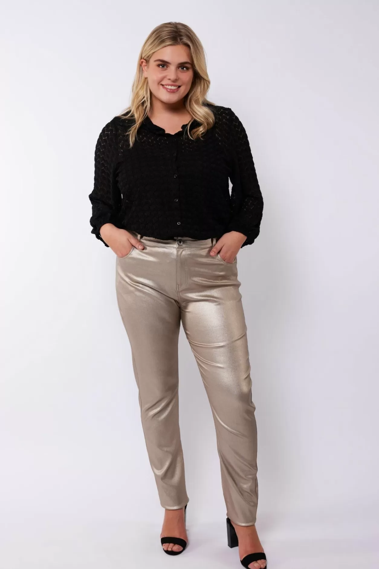 New Exxcellent Vesna Broek