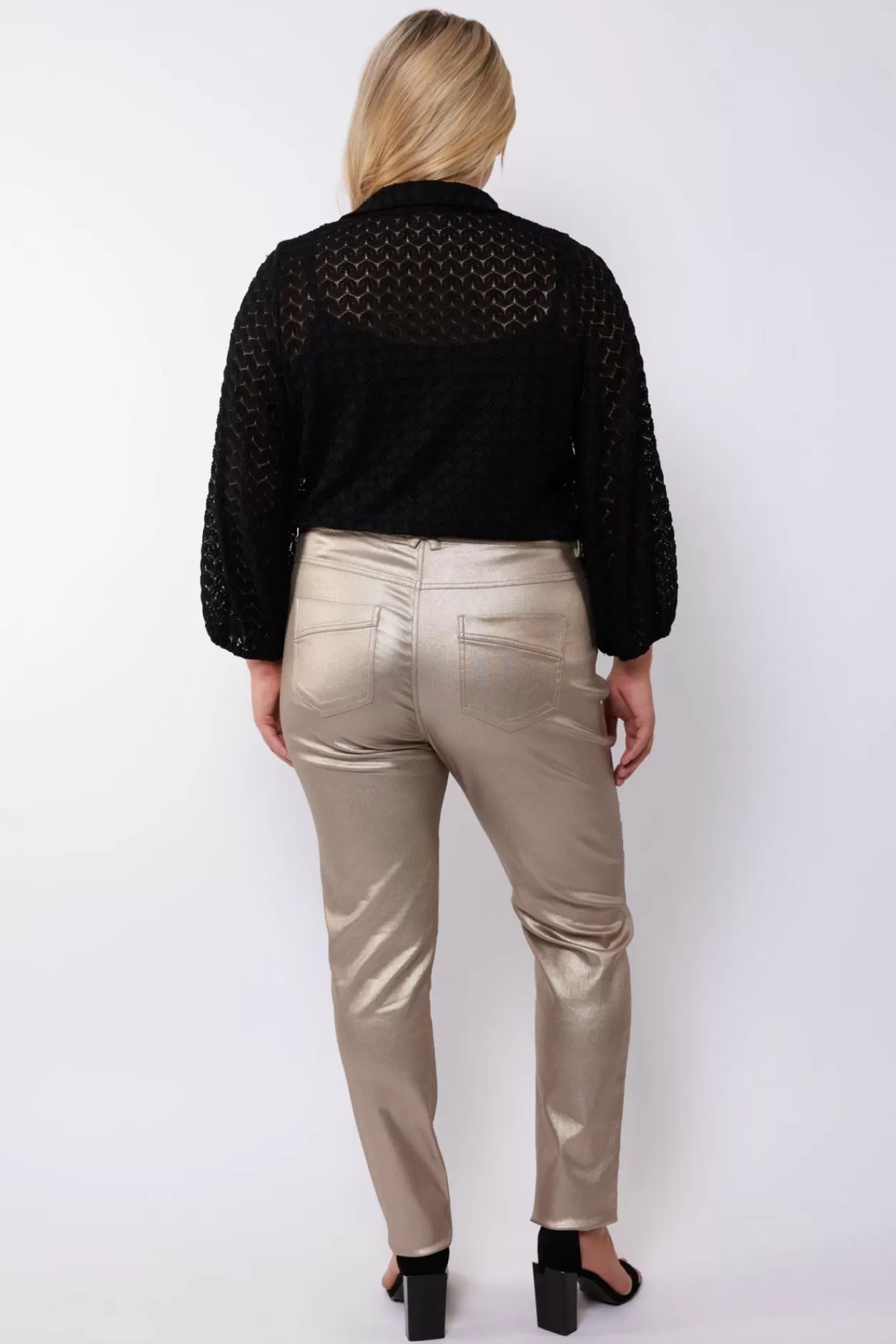 New Exxcellent Vesna Broek